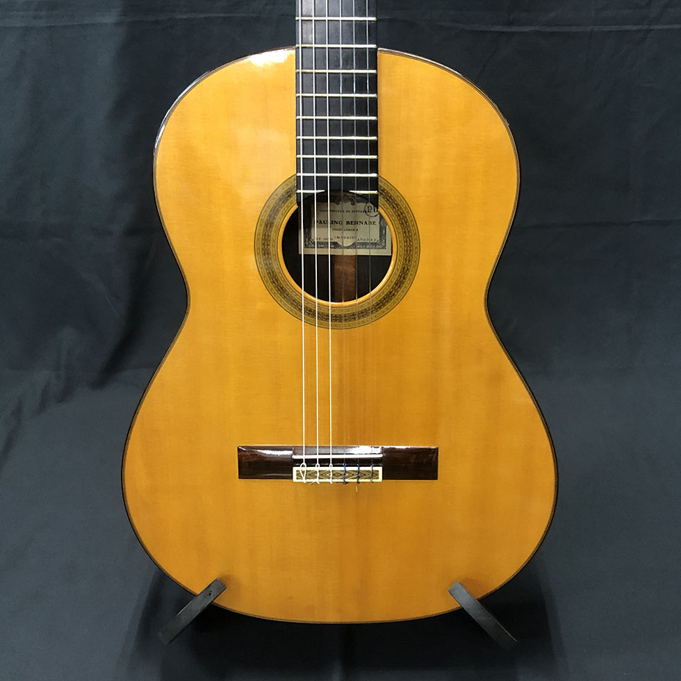 クラシックギター：パウリーノ ベルナベのギター（中古）です。 - 弦楽器、ギター