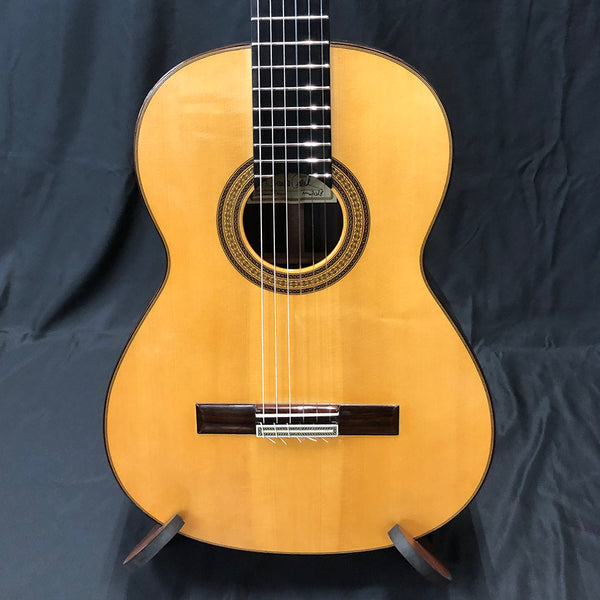 ビセンテ・カリージョ Vicente Carrillo  (松・インディアン・ローズウッド 650mm) スペイン 【新品】 クラシックギター
