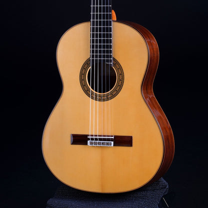 ビセンテ・カリージョ Vicente Carrillo ガブリエラ (松・マダガスカル・ローズウッド 650mm) スペイン 【新品】 クラシックギター 【お取り寄せ商品】