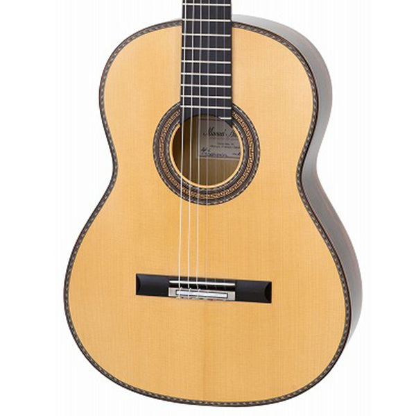 マヌエル・アダリッド Manuel Adalid トラディショナル (松・ココボロ 650mm) スペイン 【新品】 クラシックギター 【お取り寄せ商品】