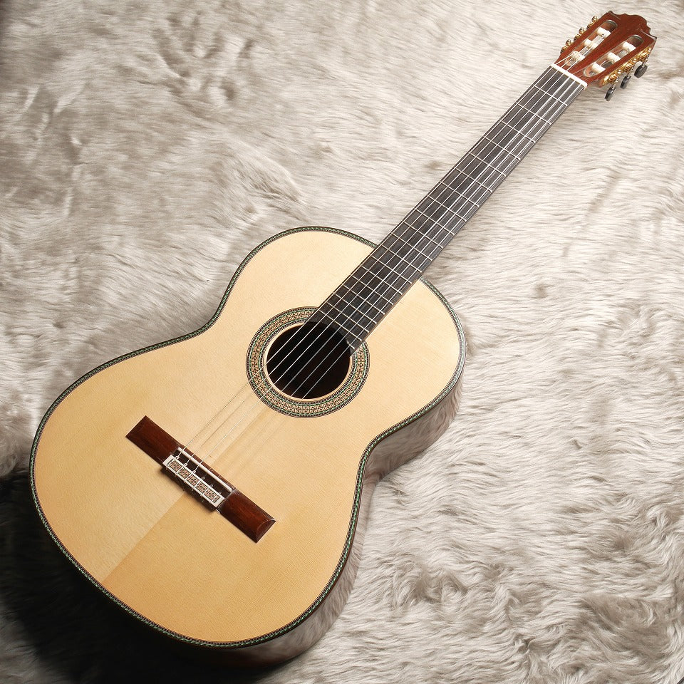 ビセンテ・カリージョ Vicente Carrillo 2024年 MaestroNX (松・ローズウッド 650mm) スペイン 【中古】 クラシックギター