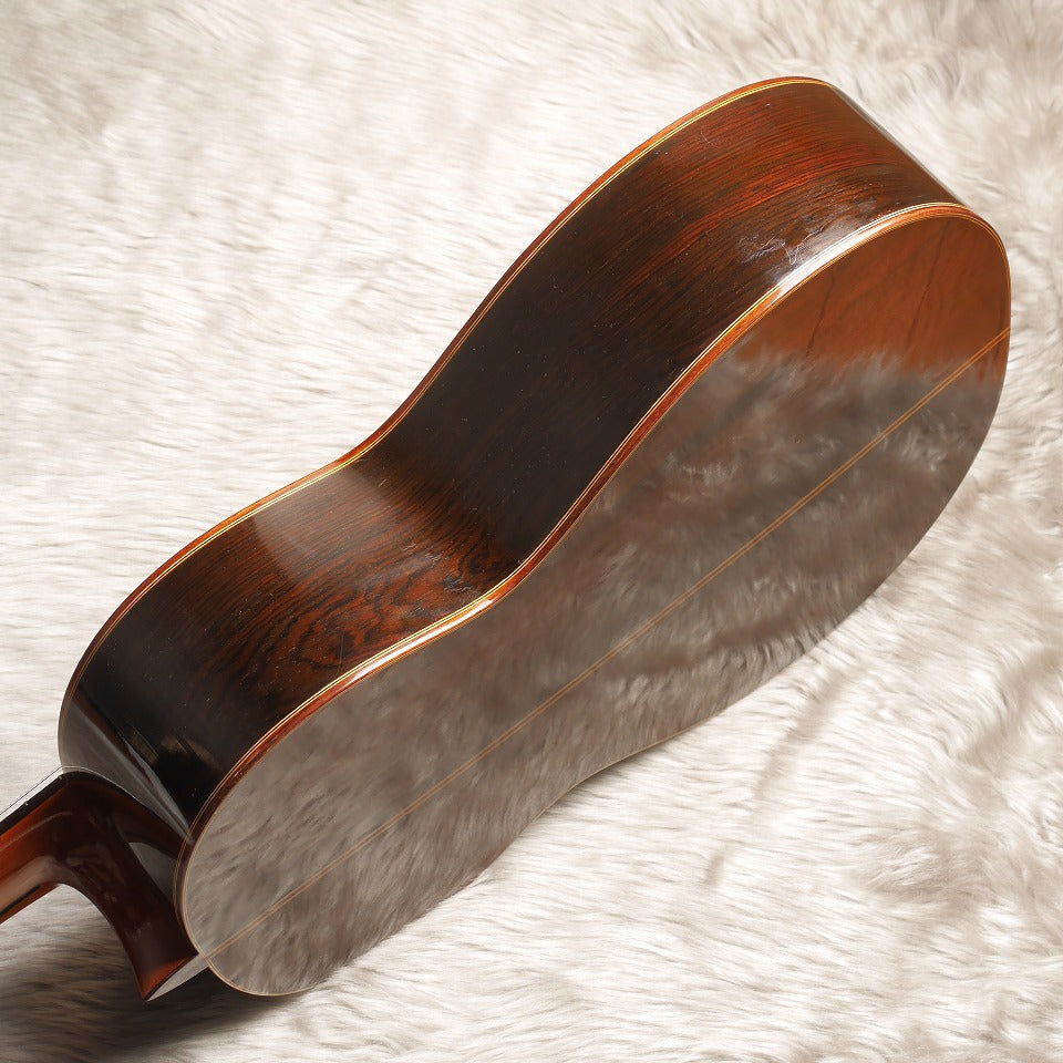 横尾俊祐 Yokoo Shunsuke 2012年 Grave (松・中南米ローズウッド 650mm) 【中古】 クラシックギター