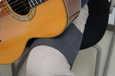 Ergo Play (エルゴプレイ) ギターサポート 黒・大(レギュラーサイズ) Ergo Play (エルゴプレイ) ギターサポート 黒・大(レギュラーサイズ